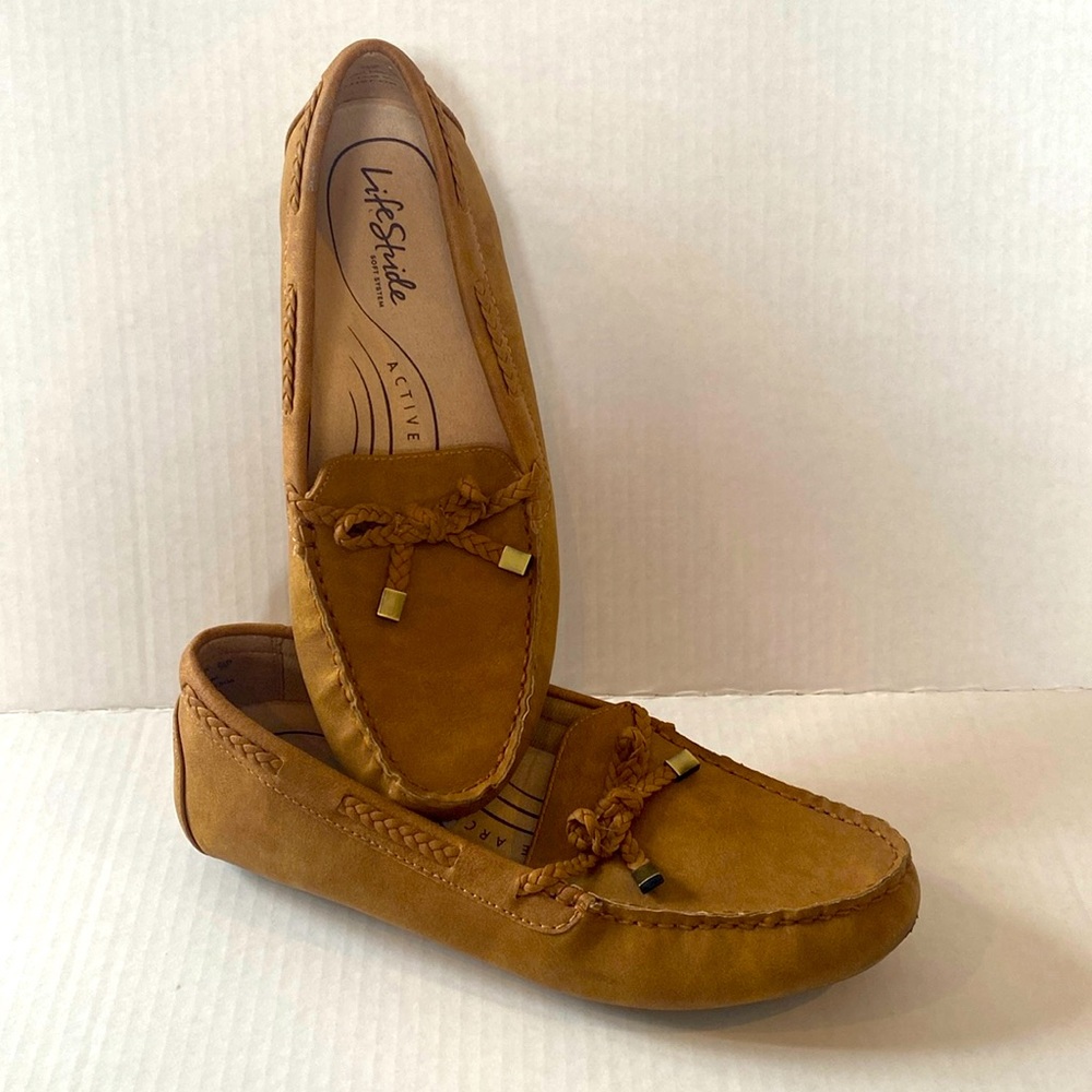Women’s Life Stride Transport Slip-On Loafers Size 8M Tan Tassel Leather